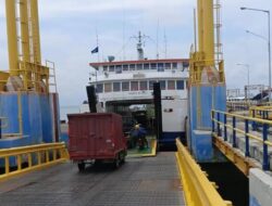 Jelang Hari Raya Idul Adha, jumlah penumpang kapal penyebrangan di Pelabuhan Tanjung Kalian Meningkat