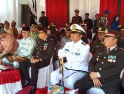 Upacara Penurunan Bendera di Bangka Barat, Paskibraka Menjalankan Formasi 17-8-45