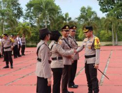 Upacara serah terima jabatan Kasat Lantas dan Kapolsek Kelapa